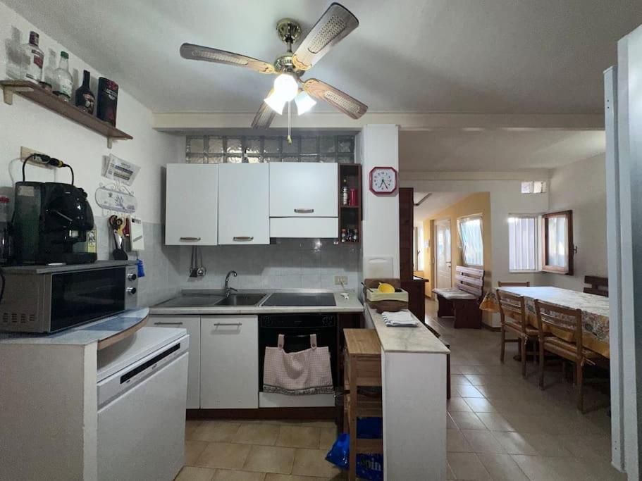 Casa Sulla Spiaggia A Sperlonga Con Parcheggio Gratuito Екстер'єр фото