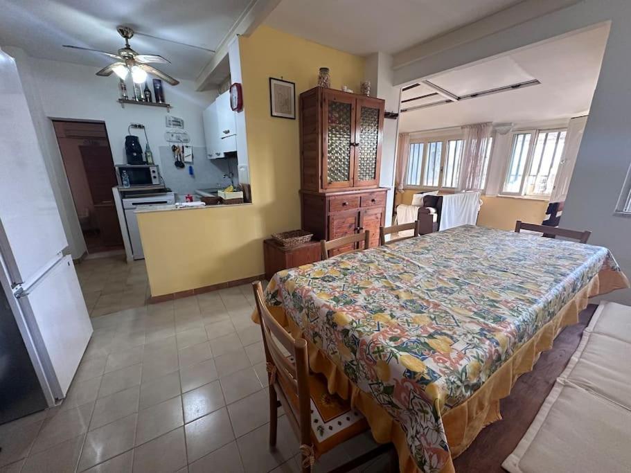 Casa Sulla Spiaggia A Sperlonga Con Parcheggio Gratuito Екстер'єр фото