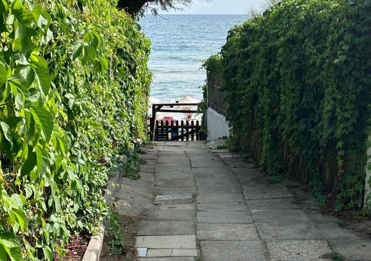 Casa Sulla Spiaggia A Sperlonga Con Parcheggio Gratuito Екстер'єр фото